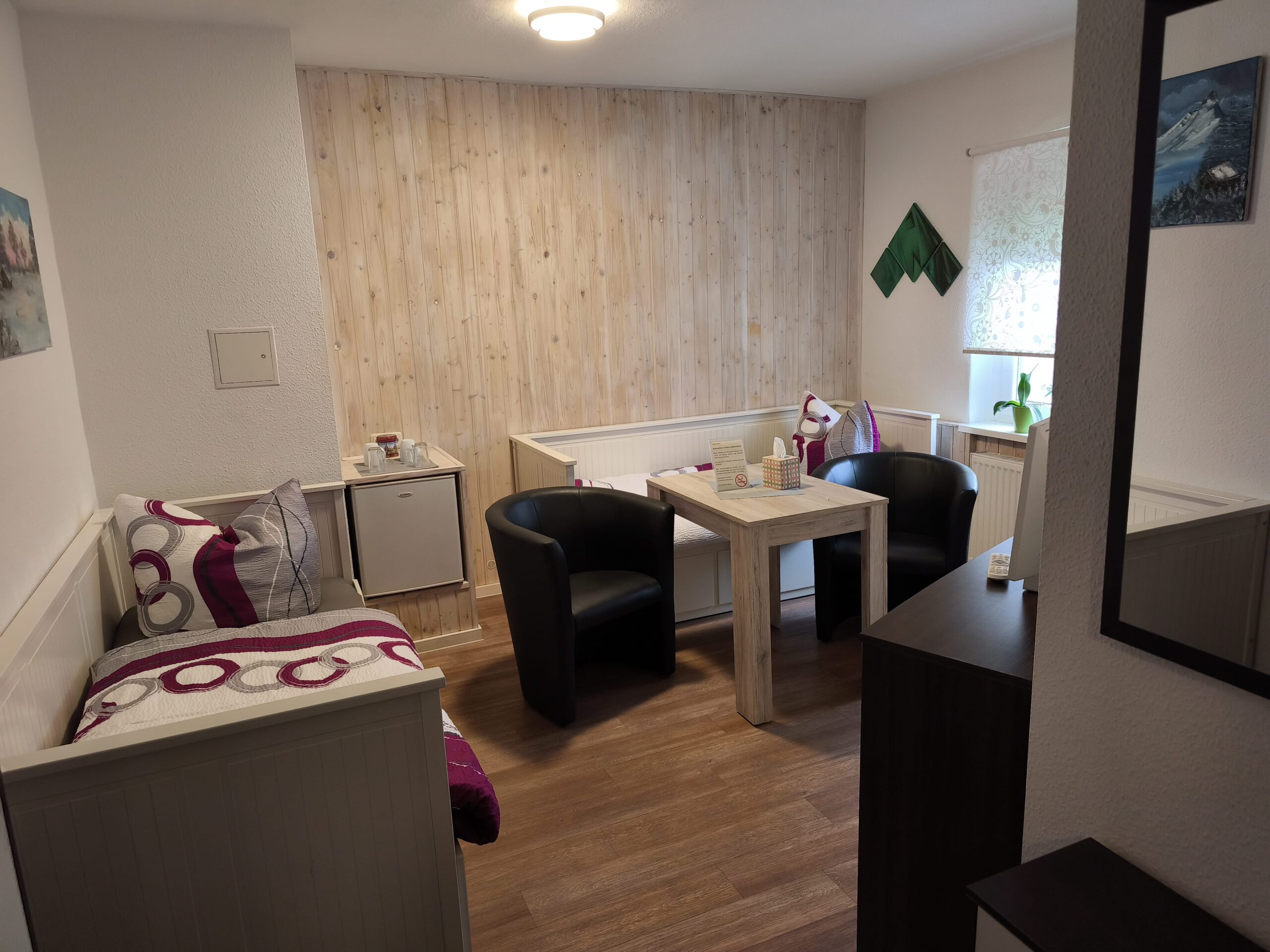 Zimmer 1 Blick von der Tür aus Pension Bane