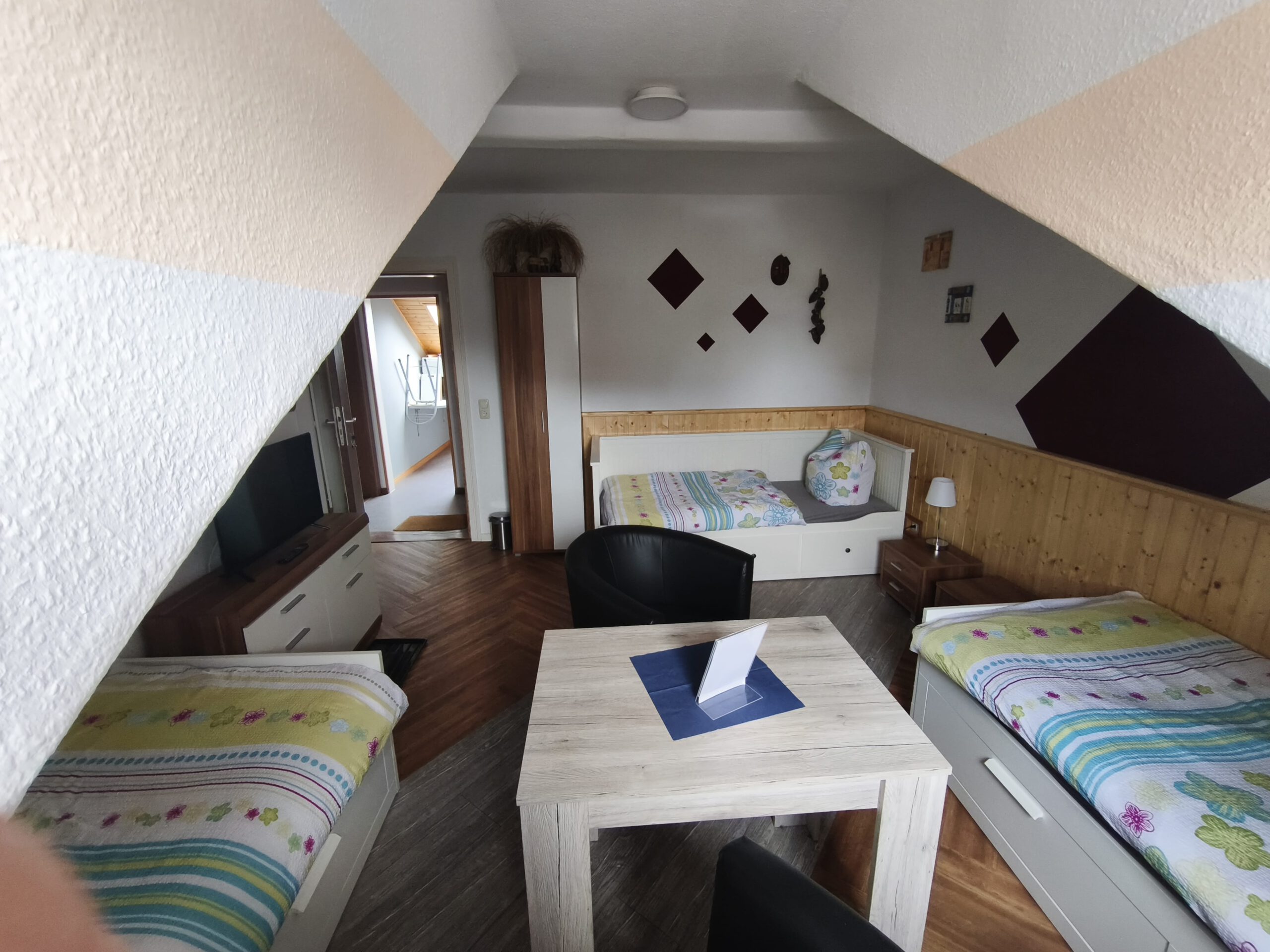 Zimmer 2 Blick vom Fenster aus Pension Bane