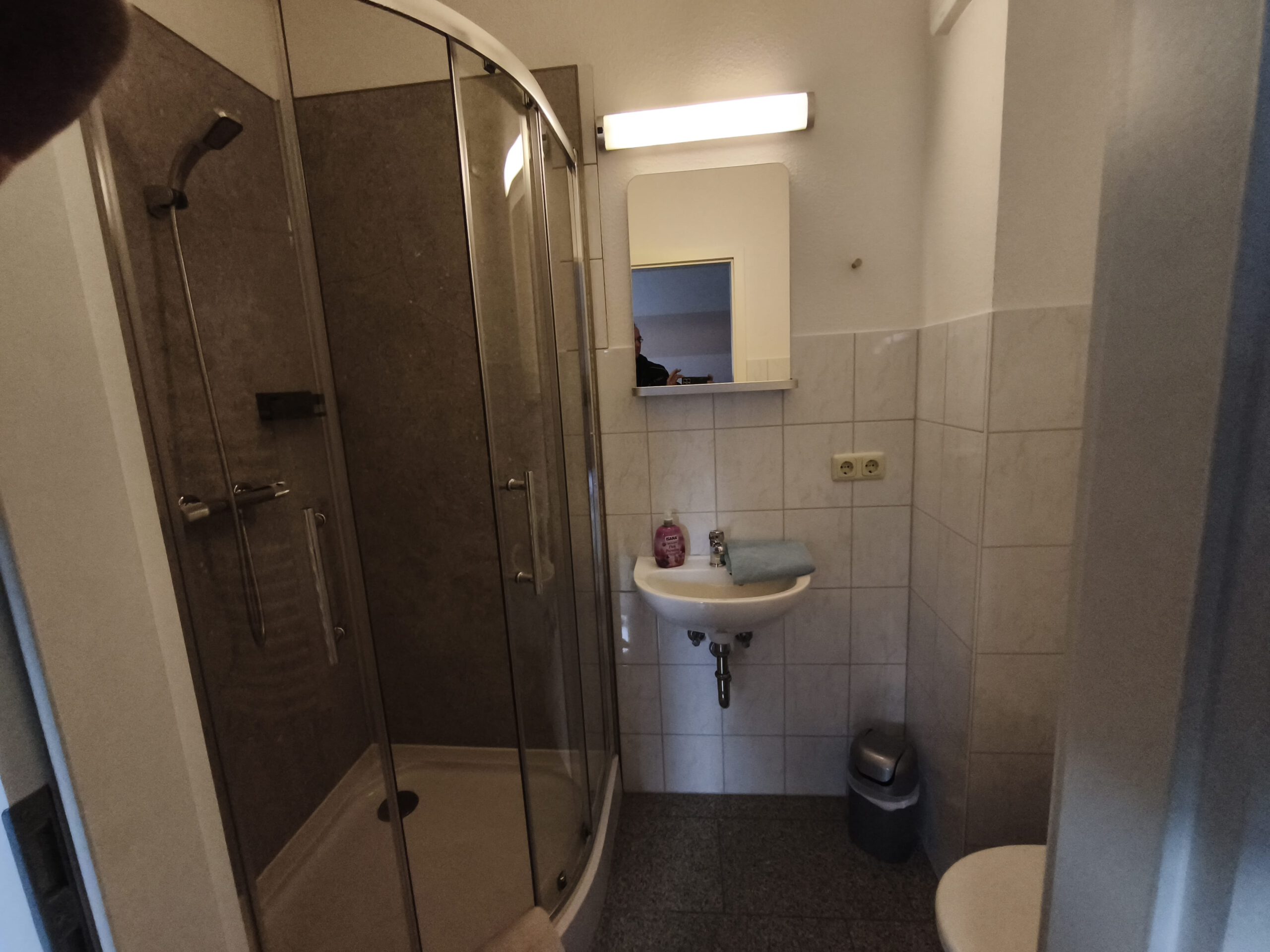 Duschbad Ferienwohnung Zimmer 4 Pension Bane